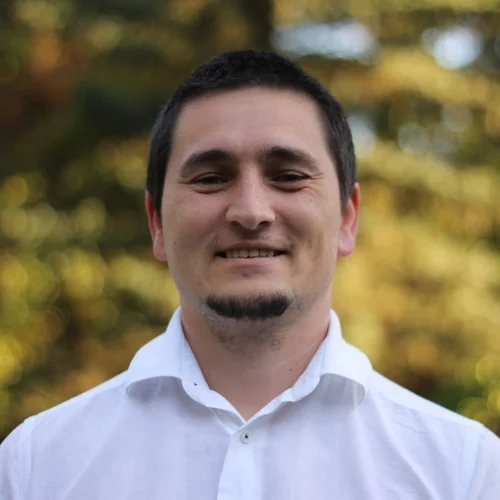 Kirill, Marketing Dir